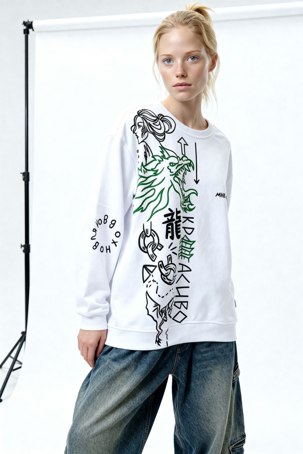 Свитшот с татуировками